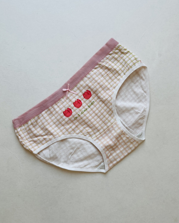 شورت نخی دخترانه لاله