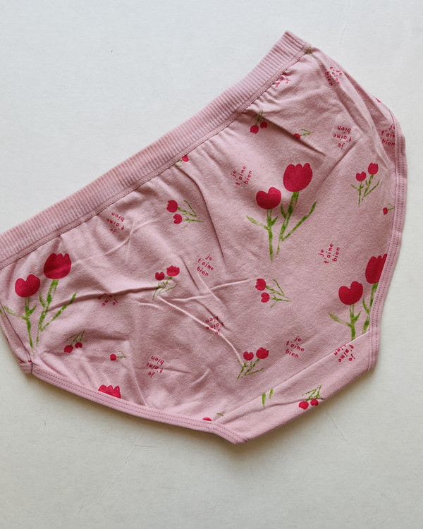 شورت نخی دخترانه لاله