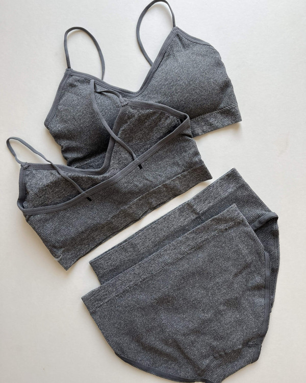 شورت و نیم تنه دخترانه