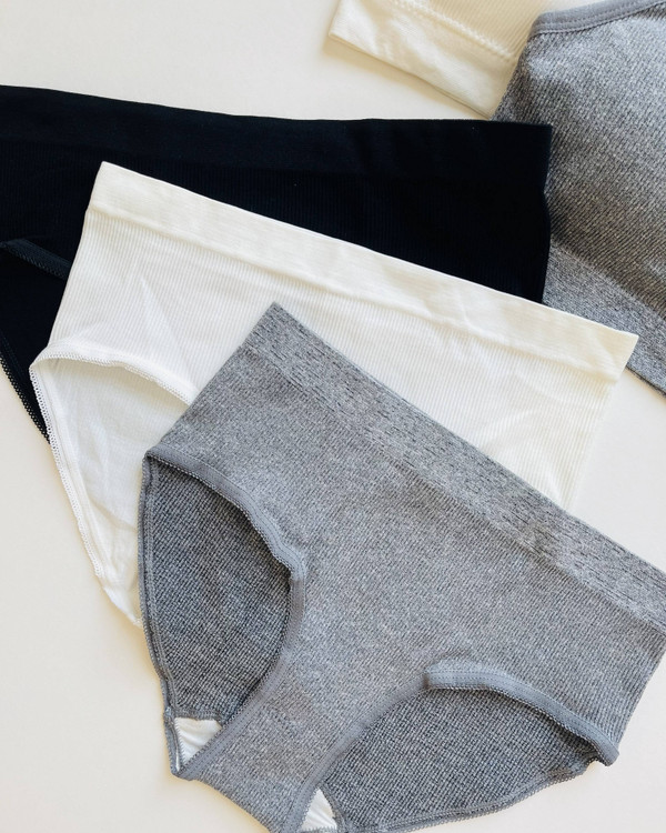 ست لباس زیر نخی دخترانه