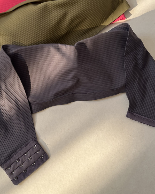 نیمتنه دکلته ورزشی دخترانه