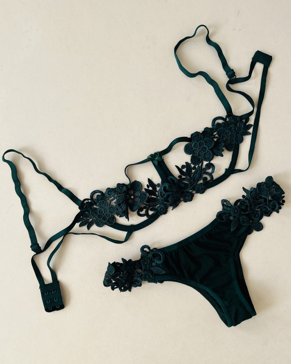 خرید ست شورت و سوتین دانتل فانتزی