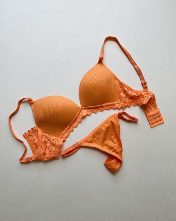 قیمت شورت و سوتین اسفنجی دخترانه