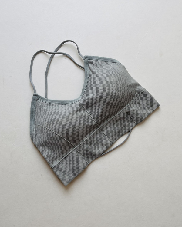 نیم تنه زنانه ورزشی