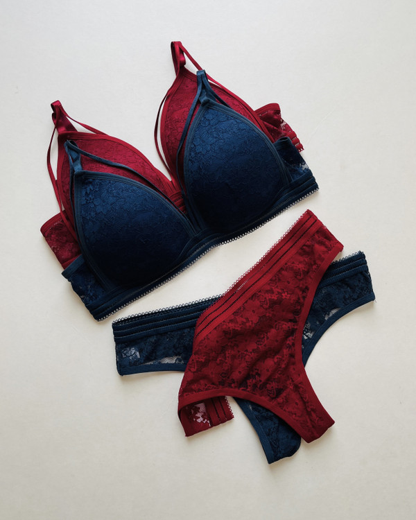 ست شورت بکلس و سوتین هارنس دار بدون فنر