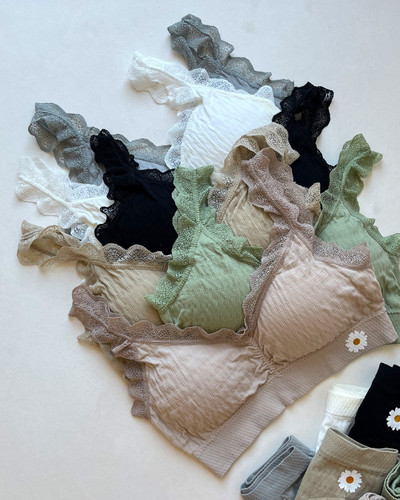 ست نیم تنه و شورت کاپدار بابونه