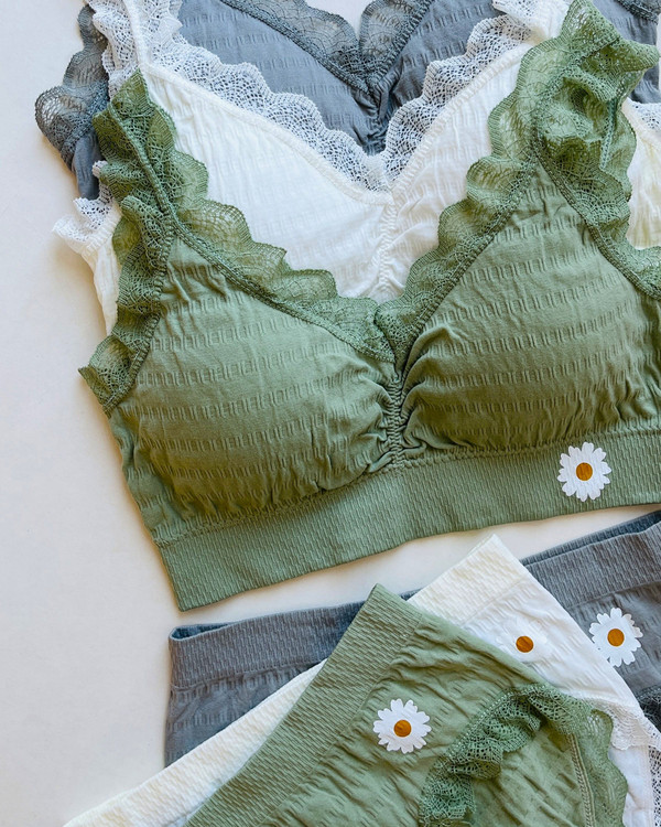 ست نیم تنه و شورت کاپدار بابونه