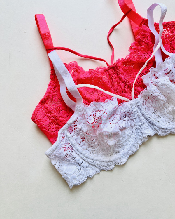 سوتین دانتل فنردار و هارنس دار مردی