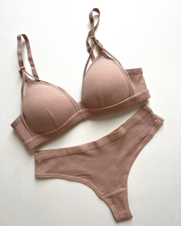 ست اسفنجی کبریتی هارنسی و شورت لامبادا