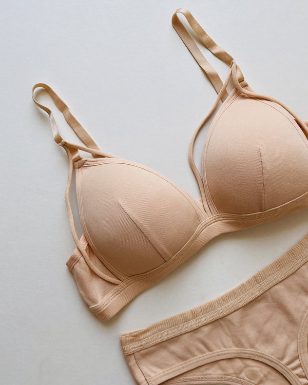 ست اسفنجی هارنسی و شورت لامباد