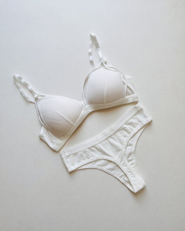 ست اسفنجی هارنسی و شورت لامباد