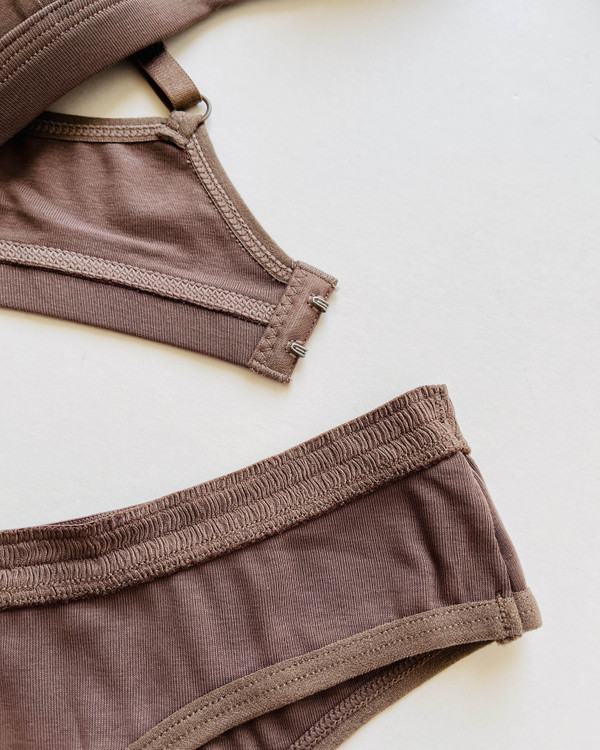 ست اسفنجی هارنسی و شورت لامباد