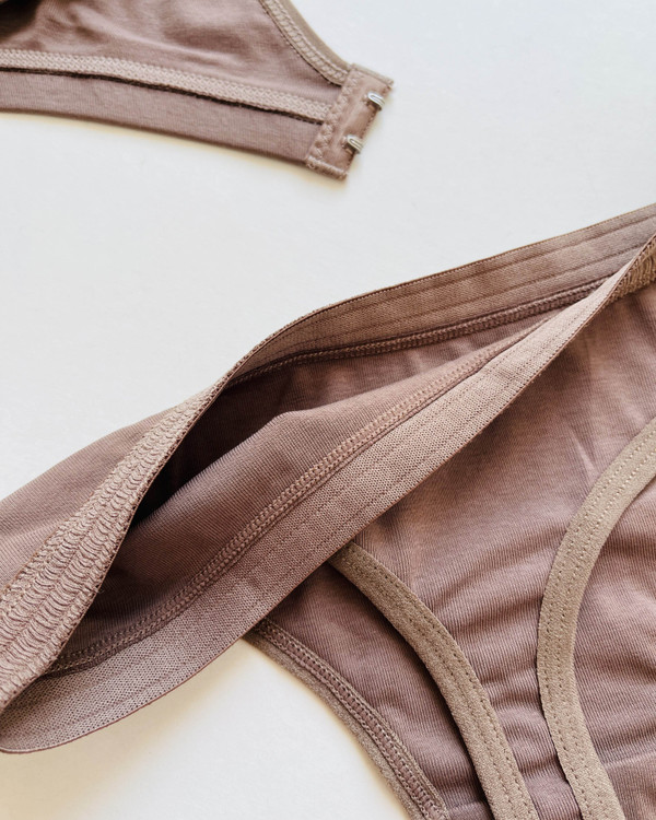 ست اسفنجی هارنسی و شورت لامباد