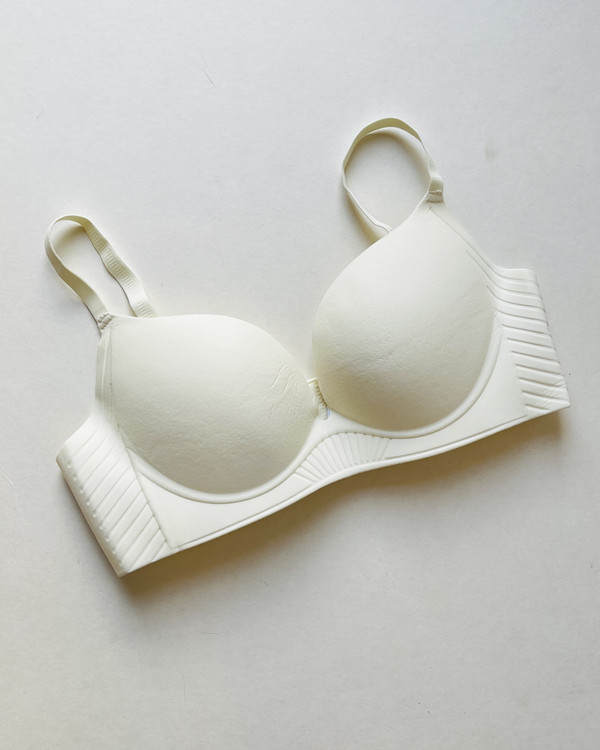 سوتین لیزری دخترانه