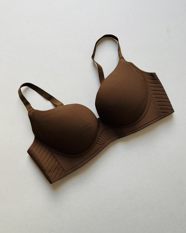 سوتین لیزری دخترانه