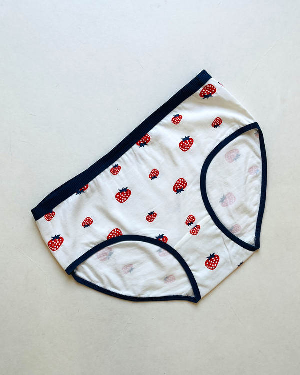 شورت نخی دخترانه توت فرنگی