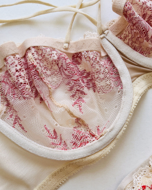 ست سوتین و شورت تور و دانتل کارن