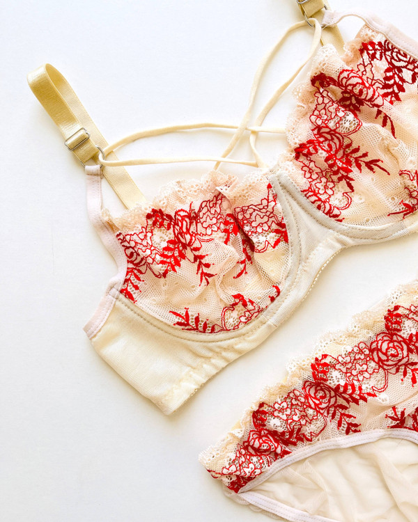 ست سوتین و شورت تور و دانتل کارن