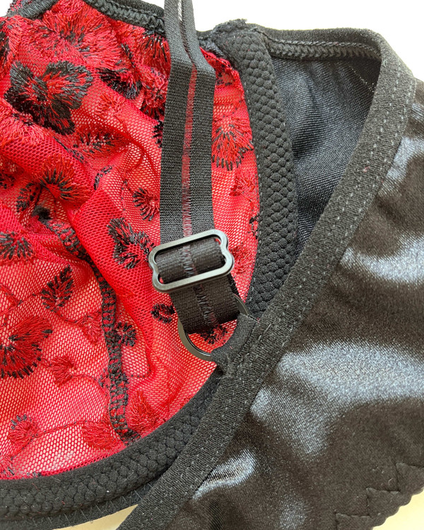 ست سوتین و شورت لامبادا تور و دانتل کارن