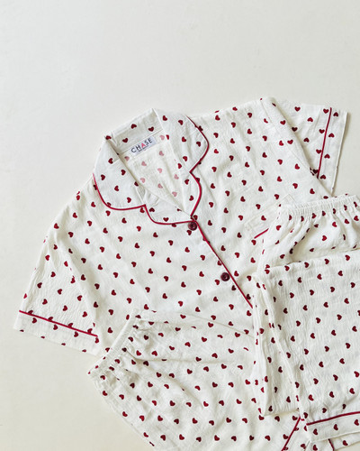 ست سه تیکه بلوز، شلوار و شلوارک نخ موسلین آستین کوتاه قلب قرمز