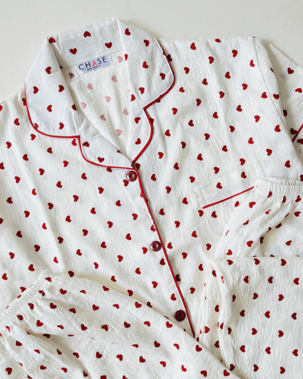 ست سه تیکه بلوز، شلوار و شلوارک نخ موسلین آستین کوتاه قلب قرمز