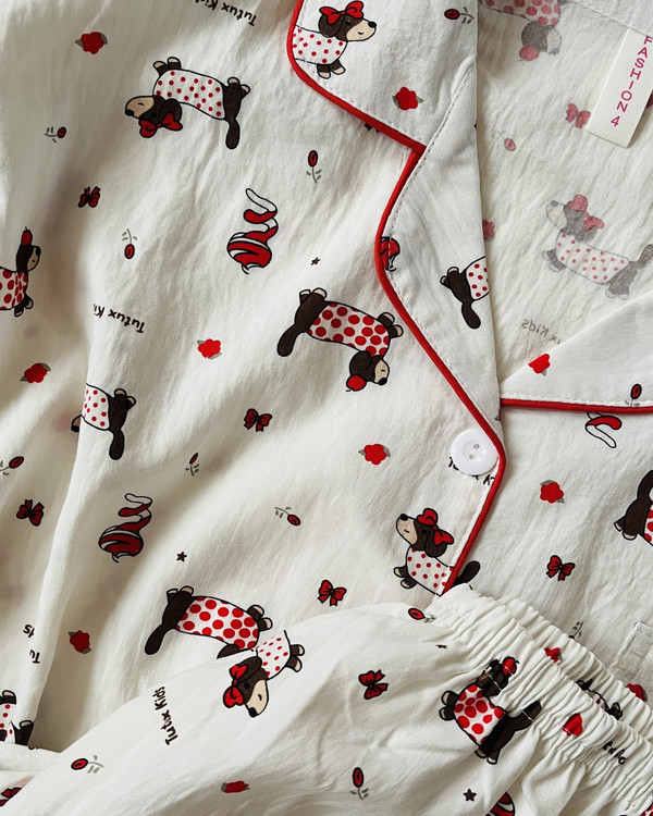 ست دو تیکه بلوز و شلوار آستین بلند نخ موسلین طرح سگ سوسیسی