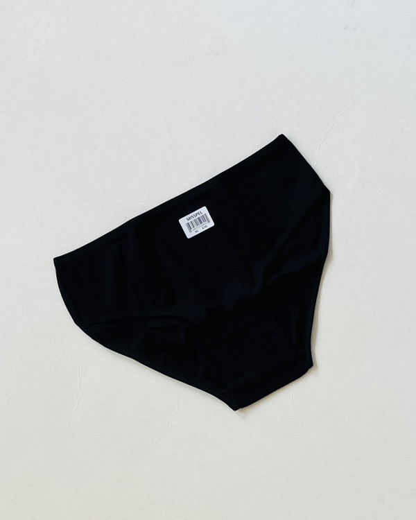 شورت میسپل Misspel نخی کبریتی تک رنگ مشکی زنانه XL- کد P89