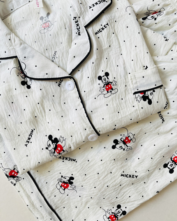 ست سه تیکه بلوز، شلوار و شلوارک نخ موسلین آستین کوتاه میکی موس
