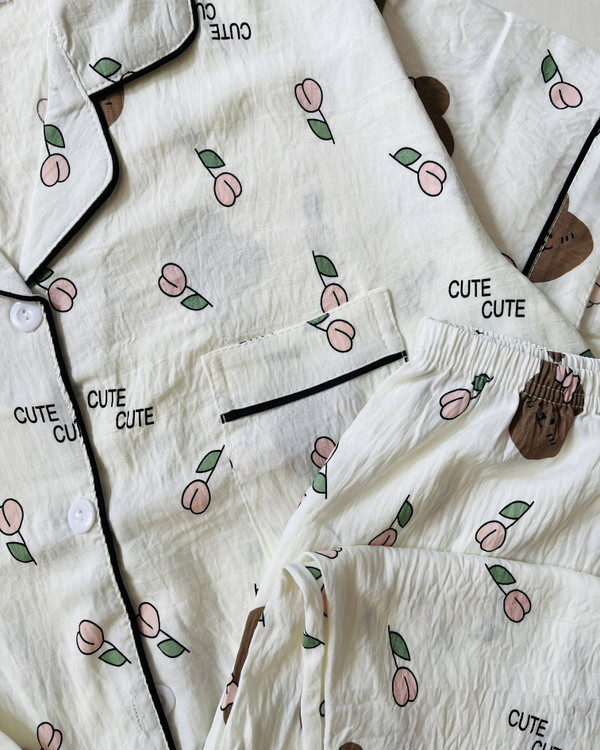 ست سه تیکه بلوز، شلوار و شلوارک نخ موسلین آستین کوتاه خرس قهوه ای و گل- کد N14